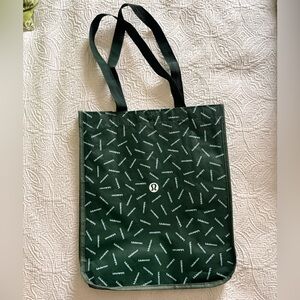 Lululemon Green Tote Bag